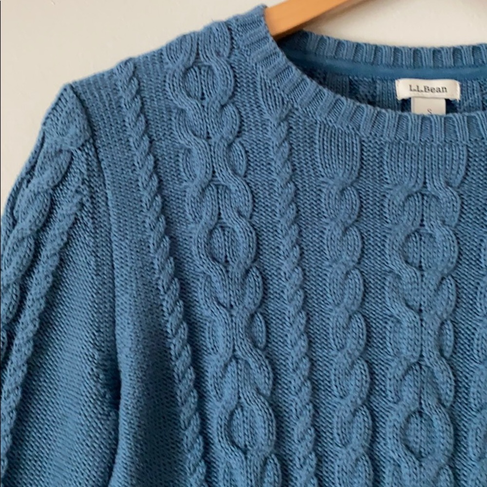 LL Bean Like New cotton cable sweater blue S M